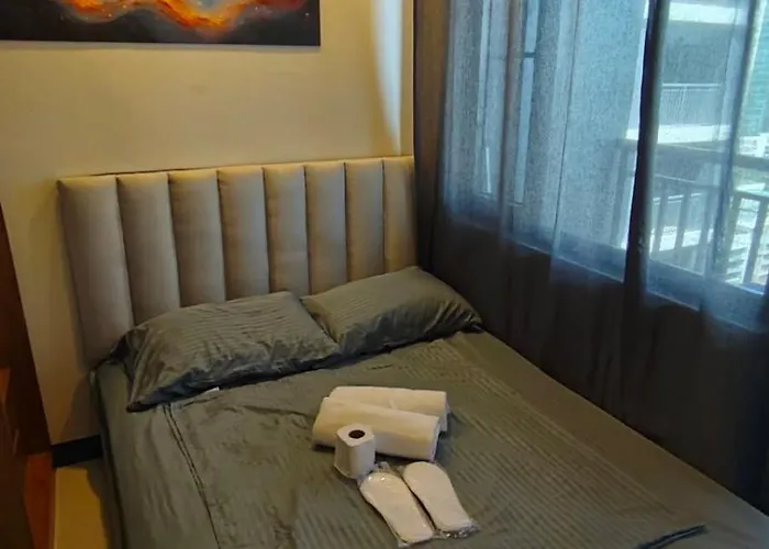 J And J Red Aparthotel 4*