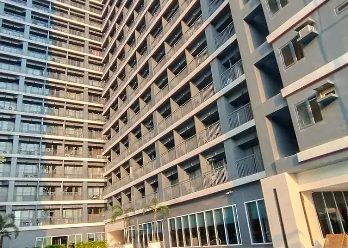 Aparthotel J And J Red